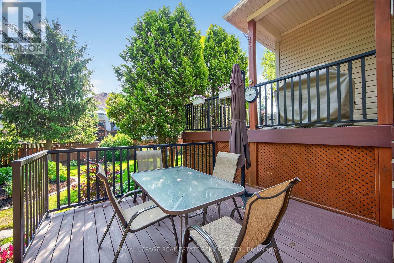 












17 NORTHWOOD DRIVE

,
Wasaga Beach,




Ontario
L9Z3B5

