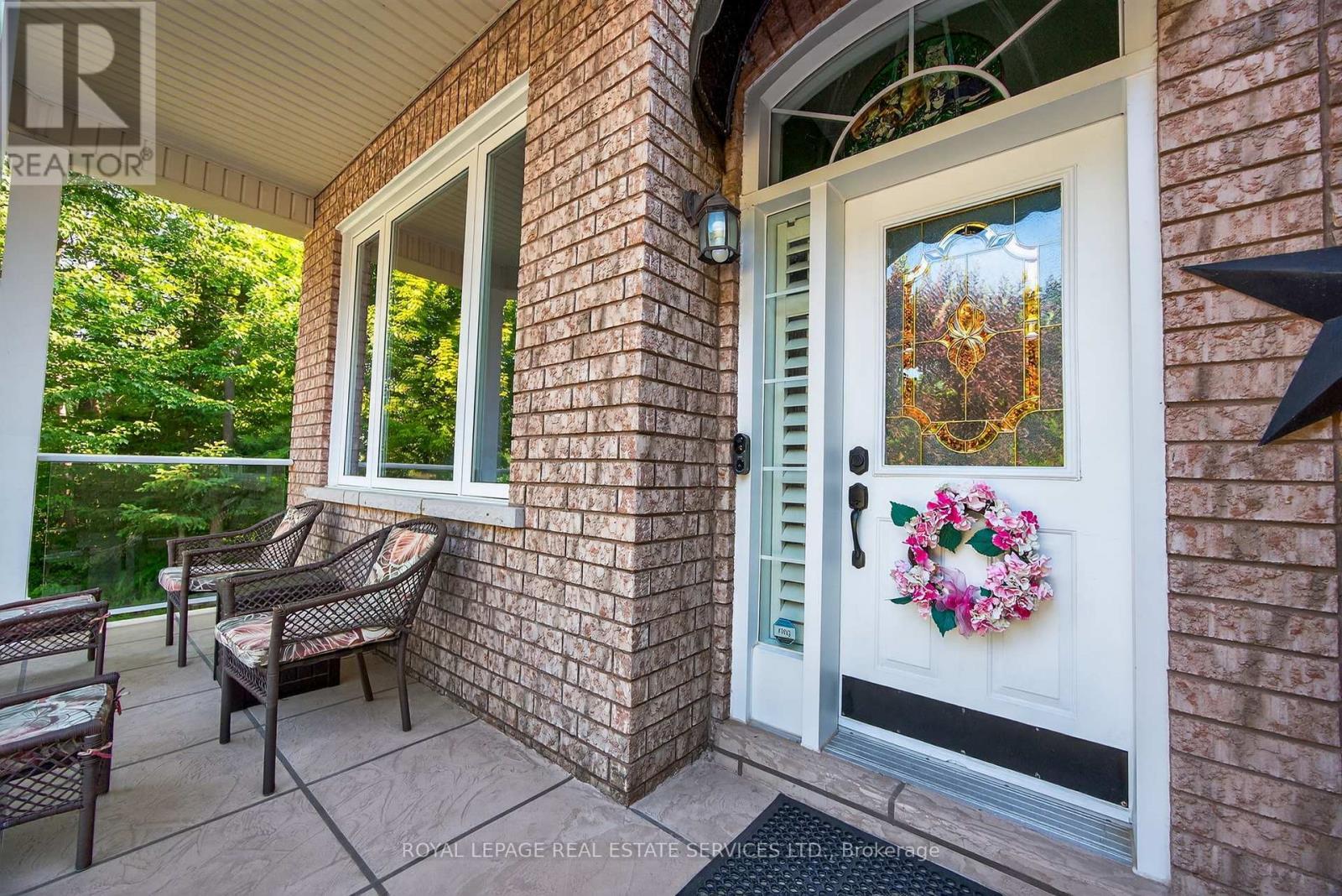 












17 NORTHWOOD DRIVE

,
Wasaga Beach,




Ontario
L9Z3B5

