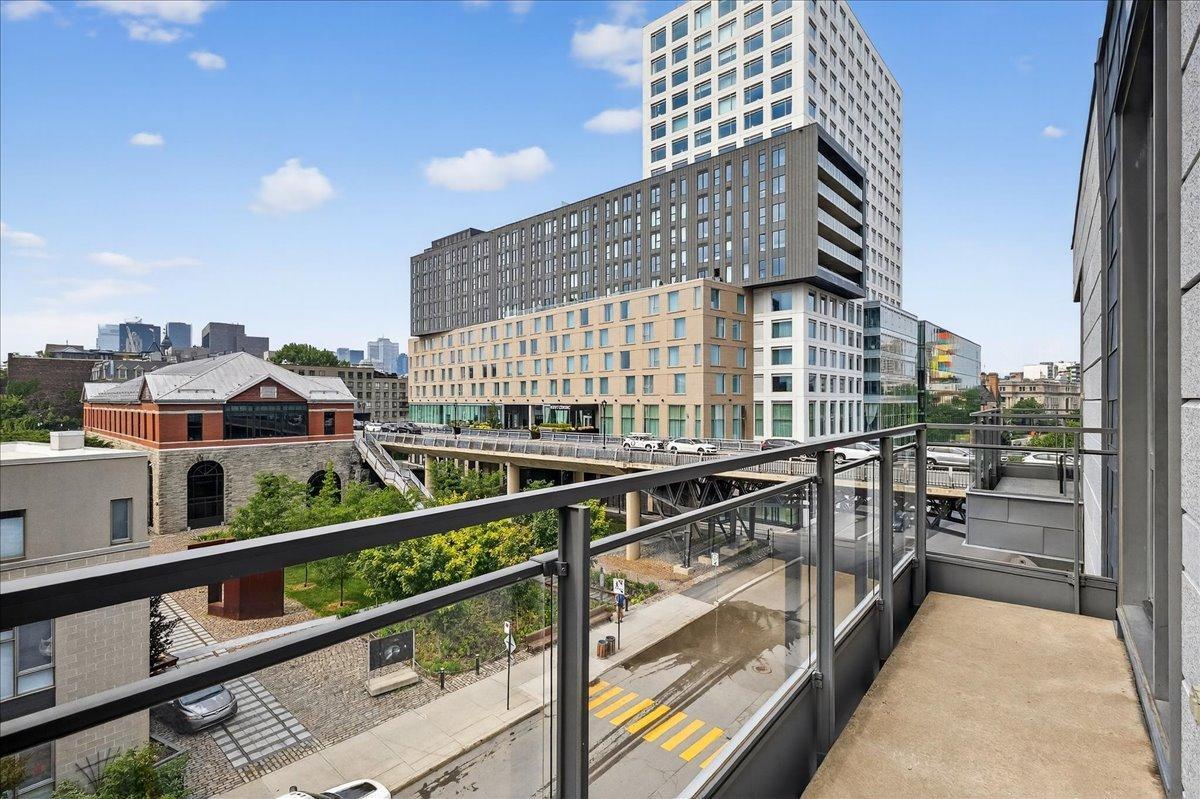 









363


Rue St-Hubert

, 302,
Montréal (Ville-Marie),




QC
H2L0A8

