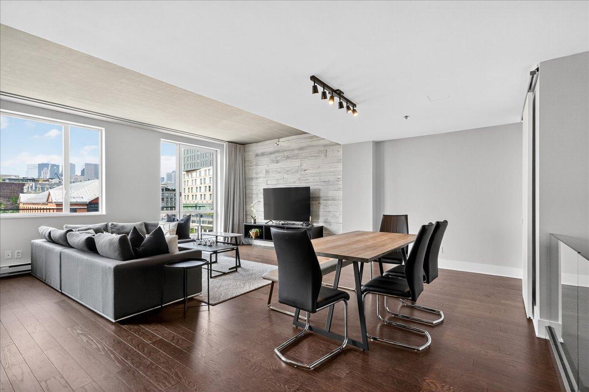 









363


Rue St-Hubert

, 302,
Montréal (Ville-Marie),




QC
H2L0A8

