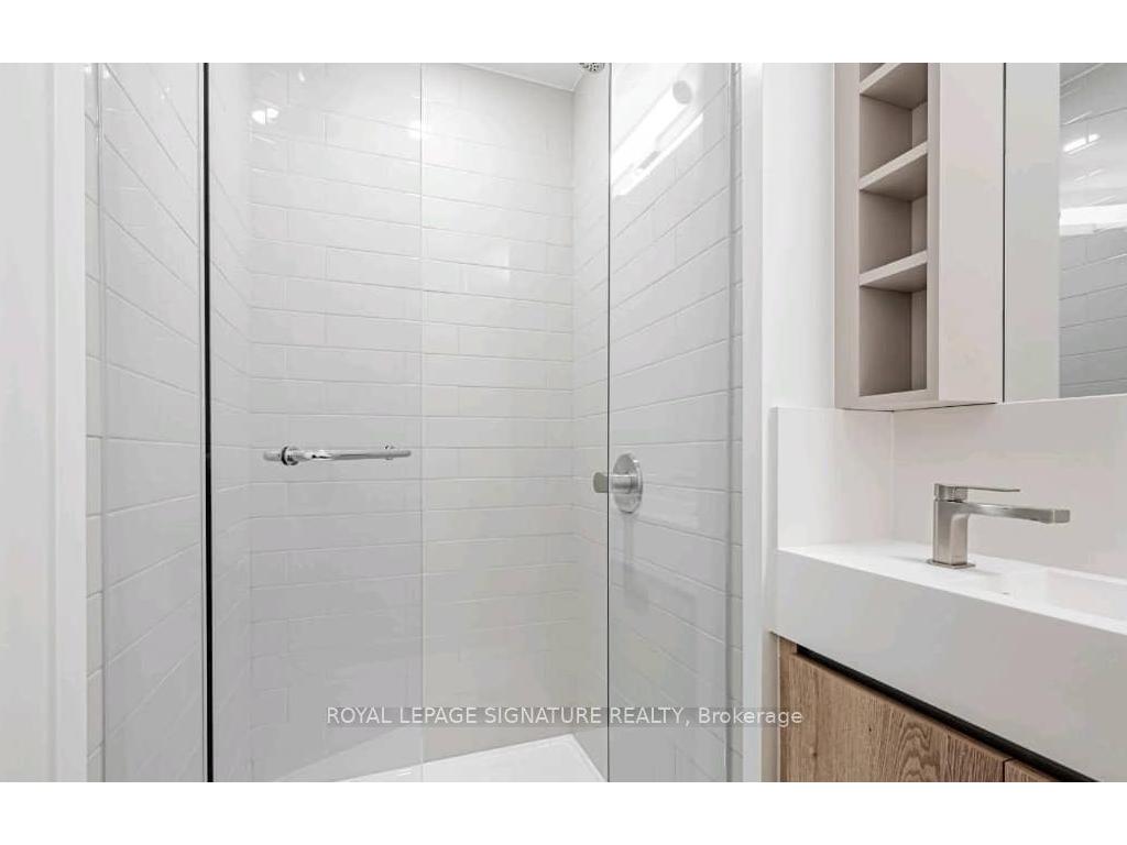 









319


Jarvis

Street, 4110,
Toronto,




ON
M5B 0C8

