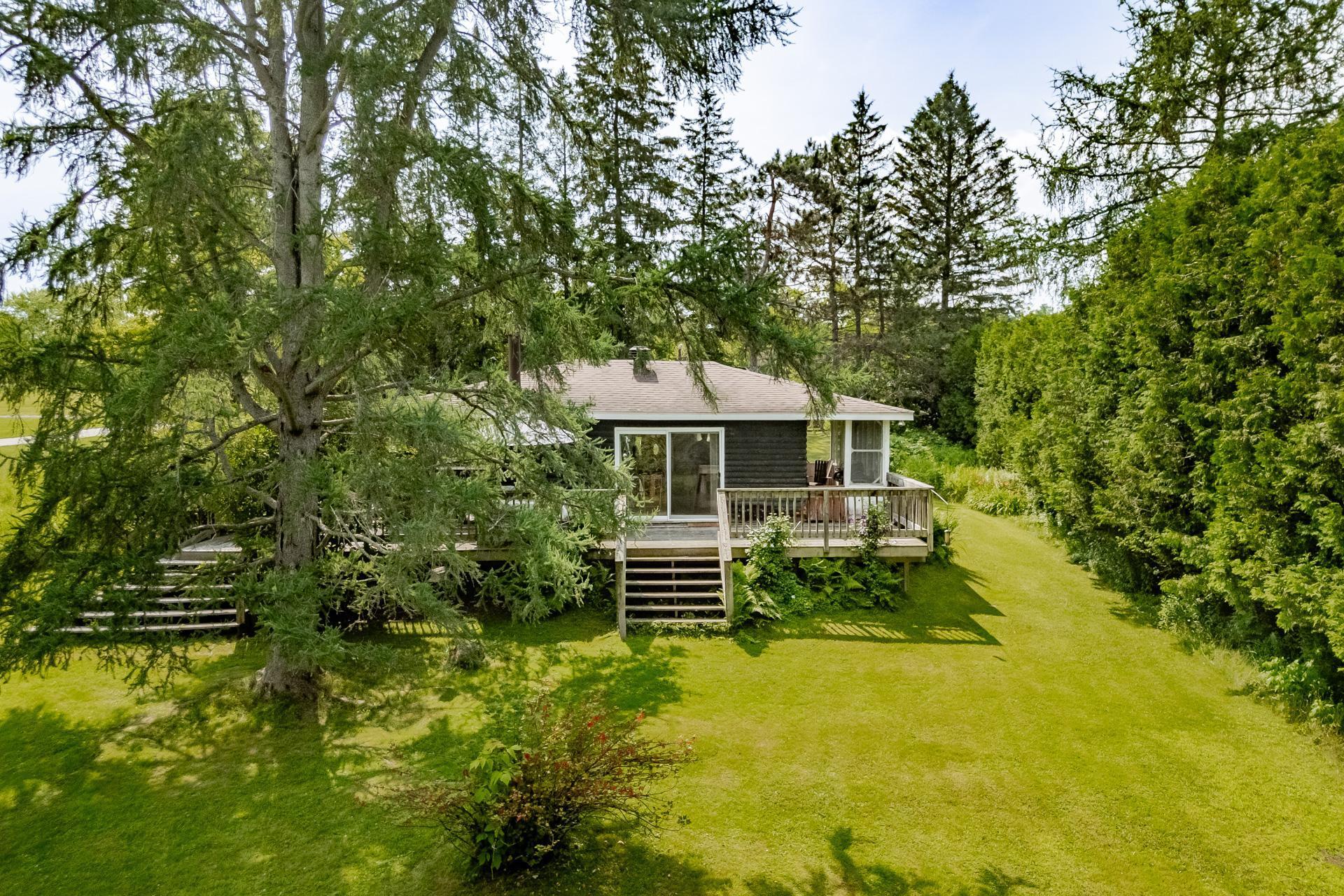 









440Z


Rue Conrad-Blanchet

,
Sherbrooke (Brompton/Rock Forest/Saint-Élie/Deauville),







QC
J1N3P4

