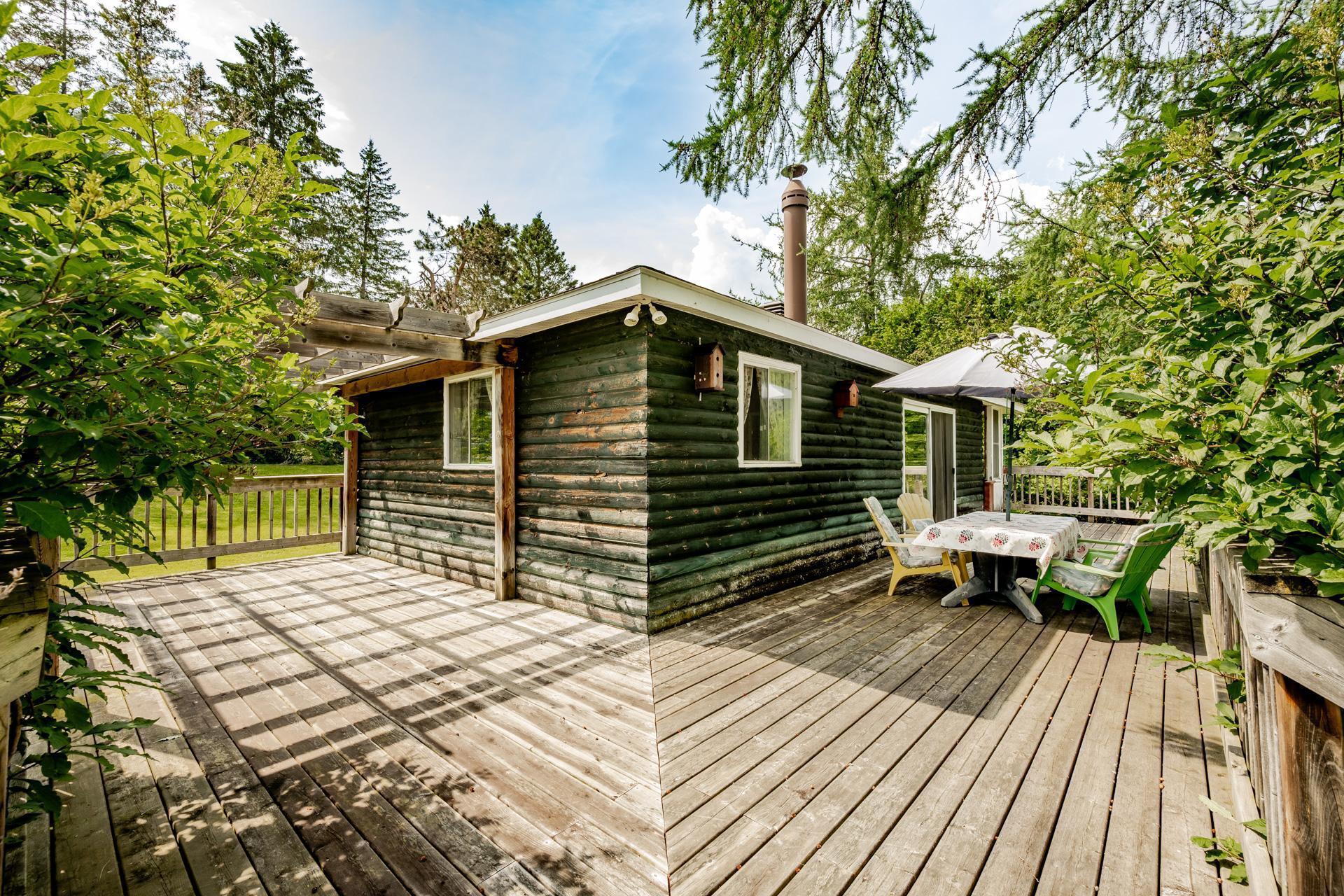 









440Z


Rue Conrad-Blanchet

,
Sherbrooke (Brompton/Rock Forest/Saint-Élie/Deauville),







QC
J1N3P4

