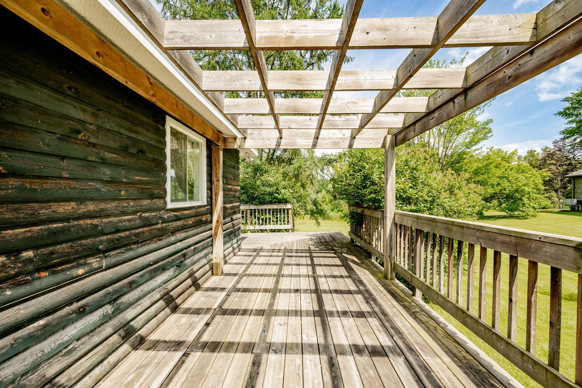 









440Z


Rue Conrad-Blanchet

,
Sherbrooke (Brompton/Rock Forest/Saint-Élie/Deauville),







QC
J1N3P4

