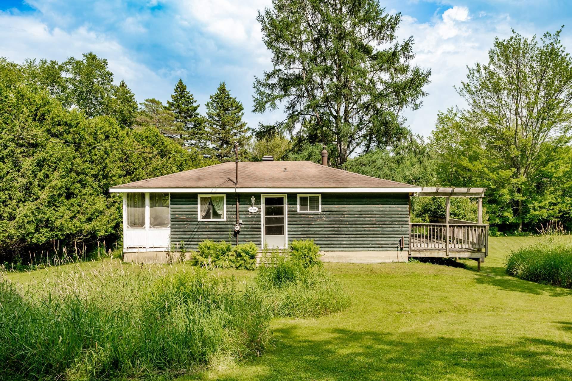 









440Z


Rue Conrad-Blanchet

,
Sherbrooke (Brompton/Rock Forest/Saint-Élie/Deauville),







QC
J1N3P4

