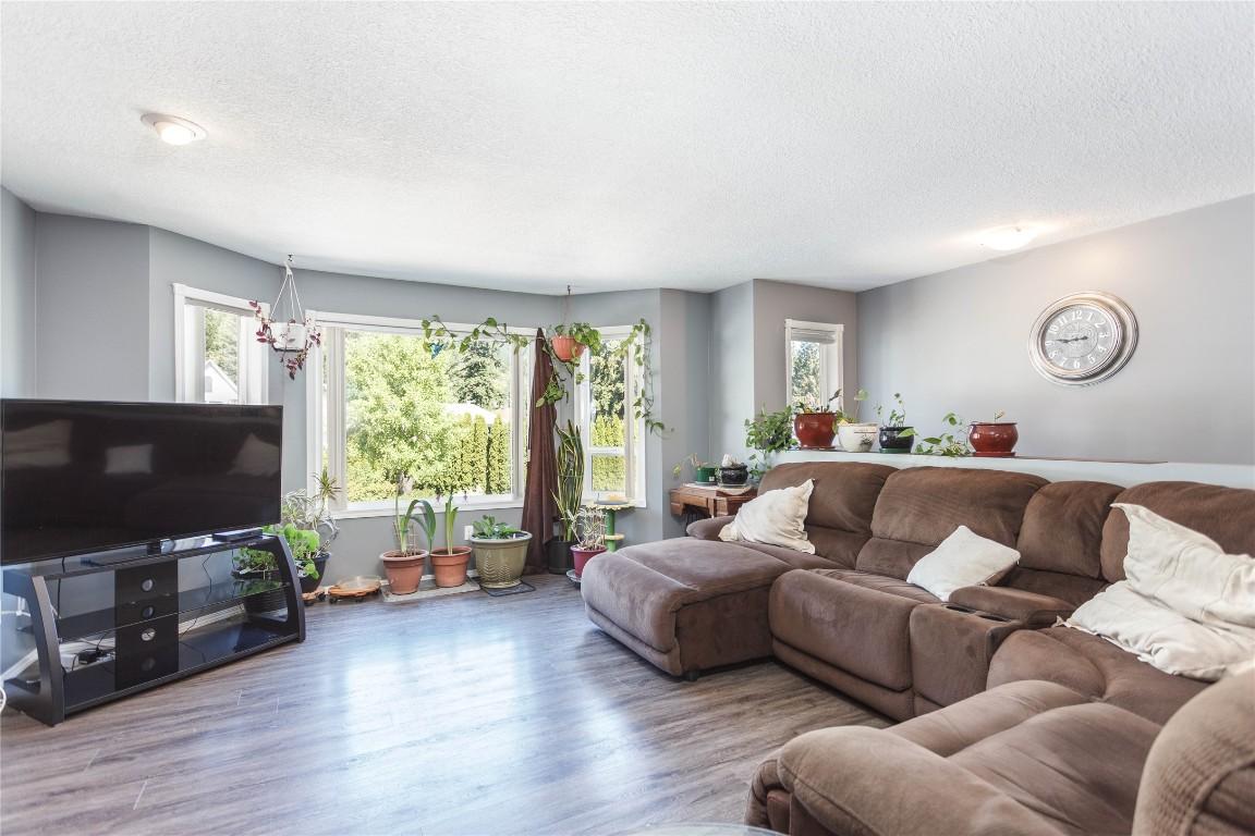 









2230


Linea

Crescent,
Lumby,




BC
V0E 2G0

