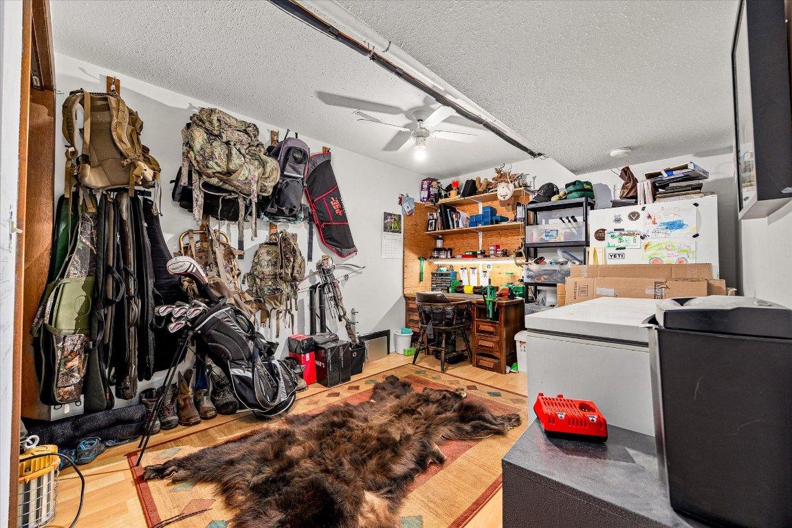 









3530


Chives

Place,
West Kelowna,




BC
V4T 1H8

