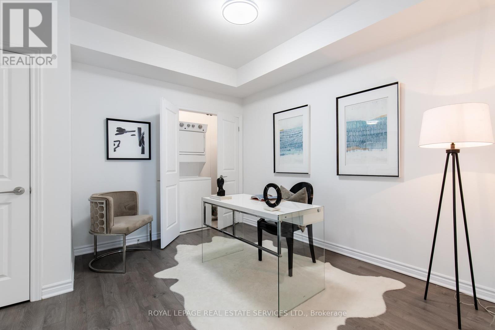 












422 - 150 OAK PARK BOULEVARD

,
Oakville,




Ontario
L6H3P2

