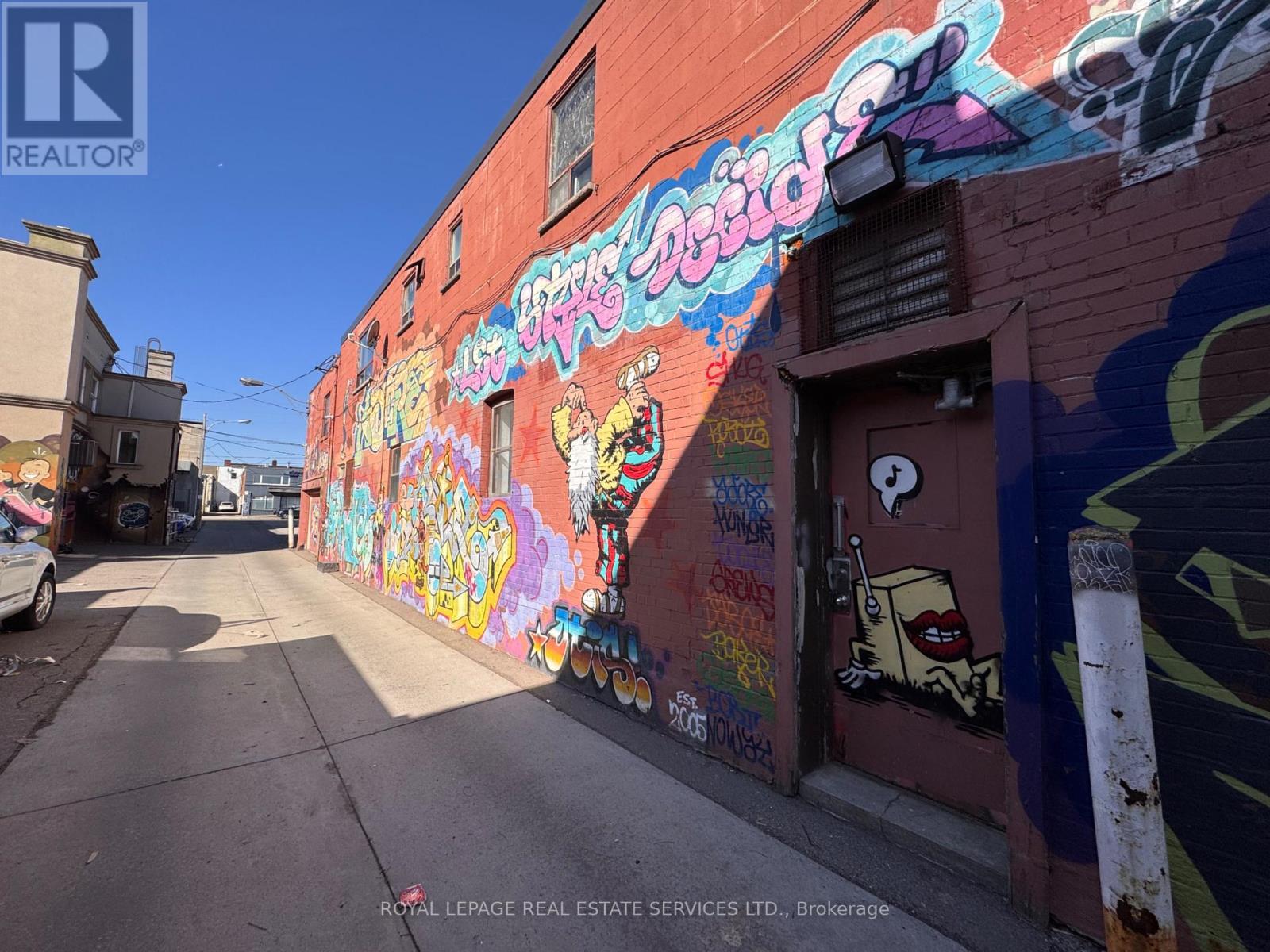 












2916 LAKE SHORE BOULEVARD W

,
Toronto,




Ontario
M8V1J4


