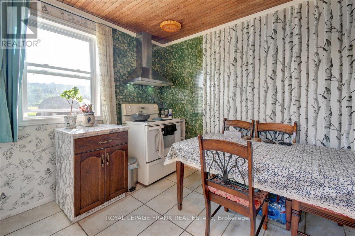 












99 ANSTRUTHER LAKE ROAD

,
North Kawartha,




Ontario
K0L1A0


