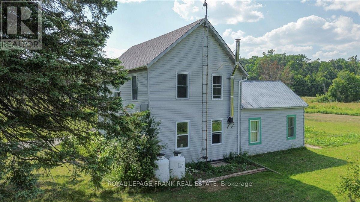 












99 ANSTRUTHER LAKE ROAD

,
North Kawartha,




Ontario
K0L1A0

