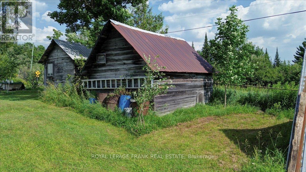 












99 ANSTRUTHER LAKE ROAD

,
North Kawartha,




Ontario
K0L1A0

