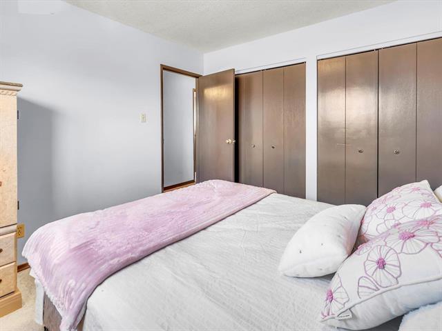 









298


Mandalay

DR,
Winnipeg,




MB
R2P 1K2

