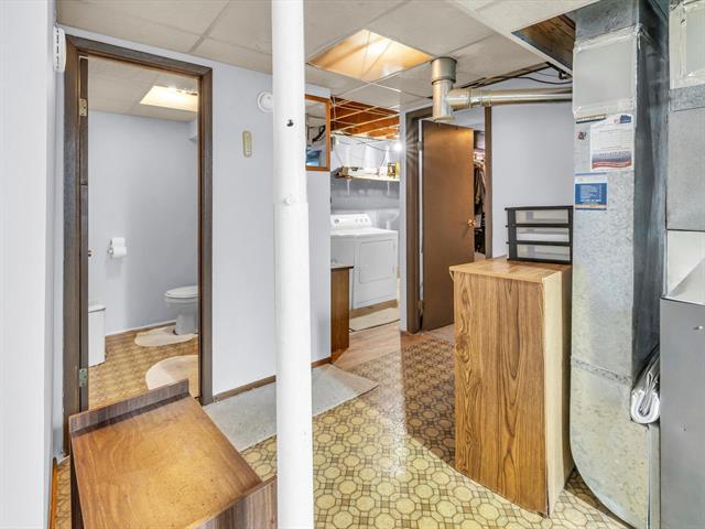 









298


Mandalay

DR,
Winnipeg,




MB
R2P 1K2

