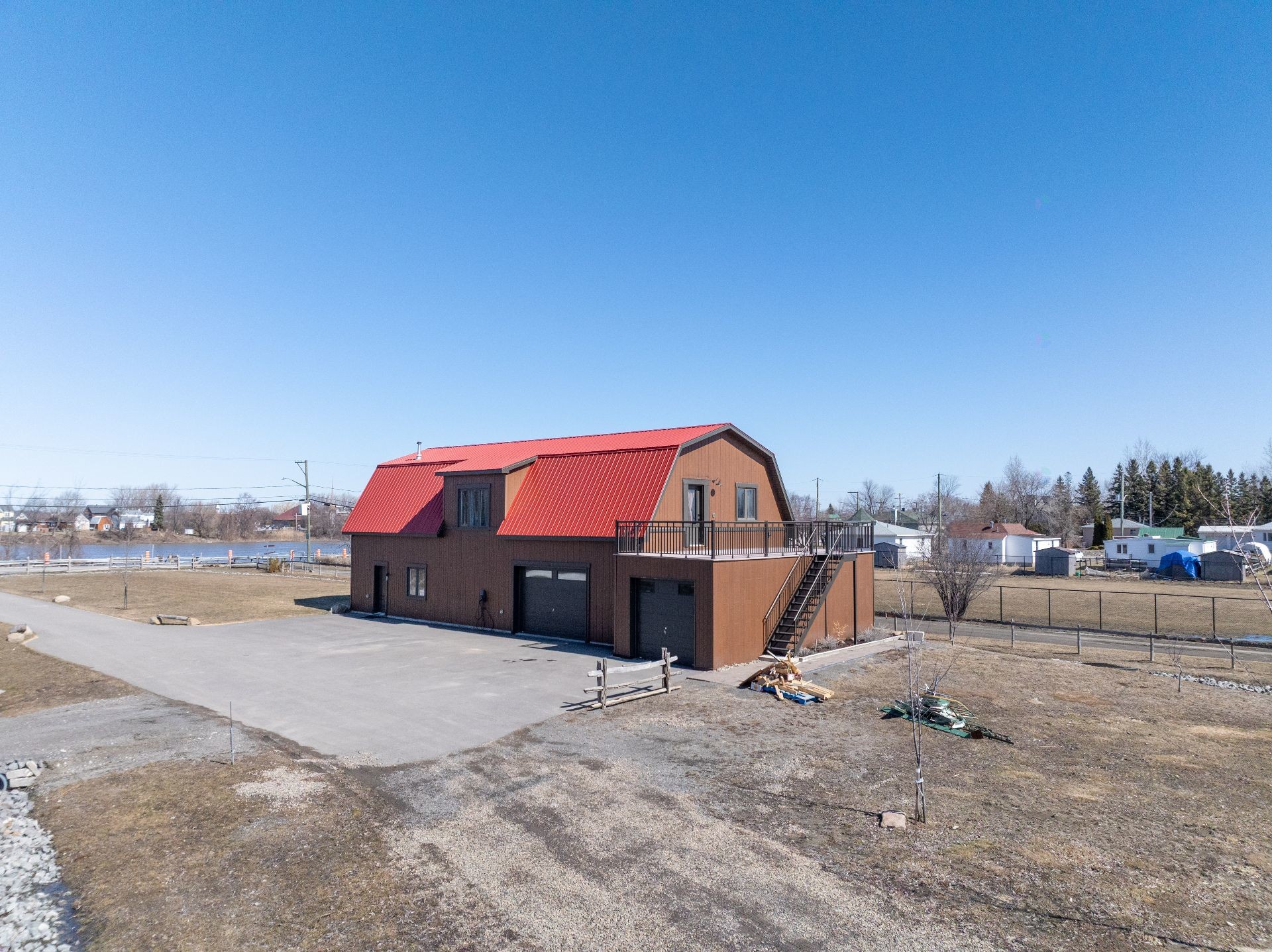 









9790Z


Boul. des Mille-Îles

,
Laval (Saint-François),







QC
H7A4C6

