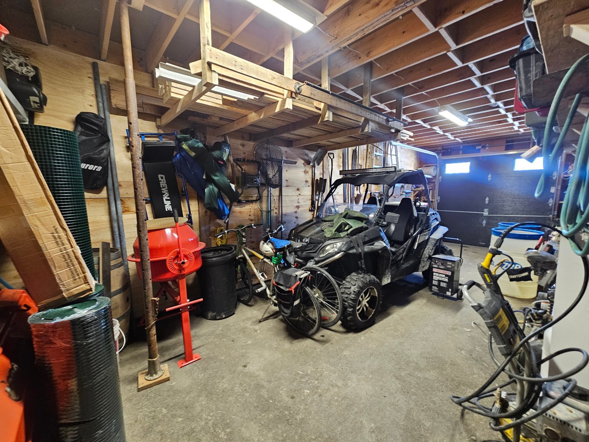 









9790Z


Boul. des Mille-Îles

,
Laval (Saint-François),







QC
H7A4C6

