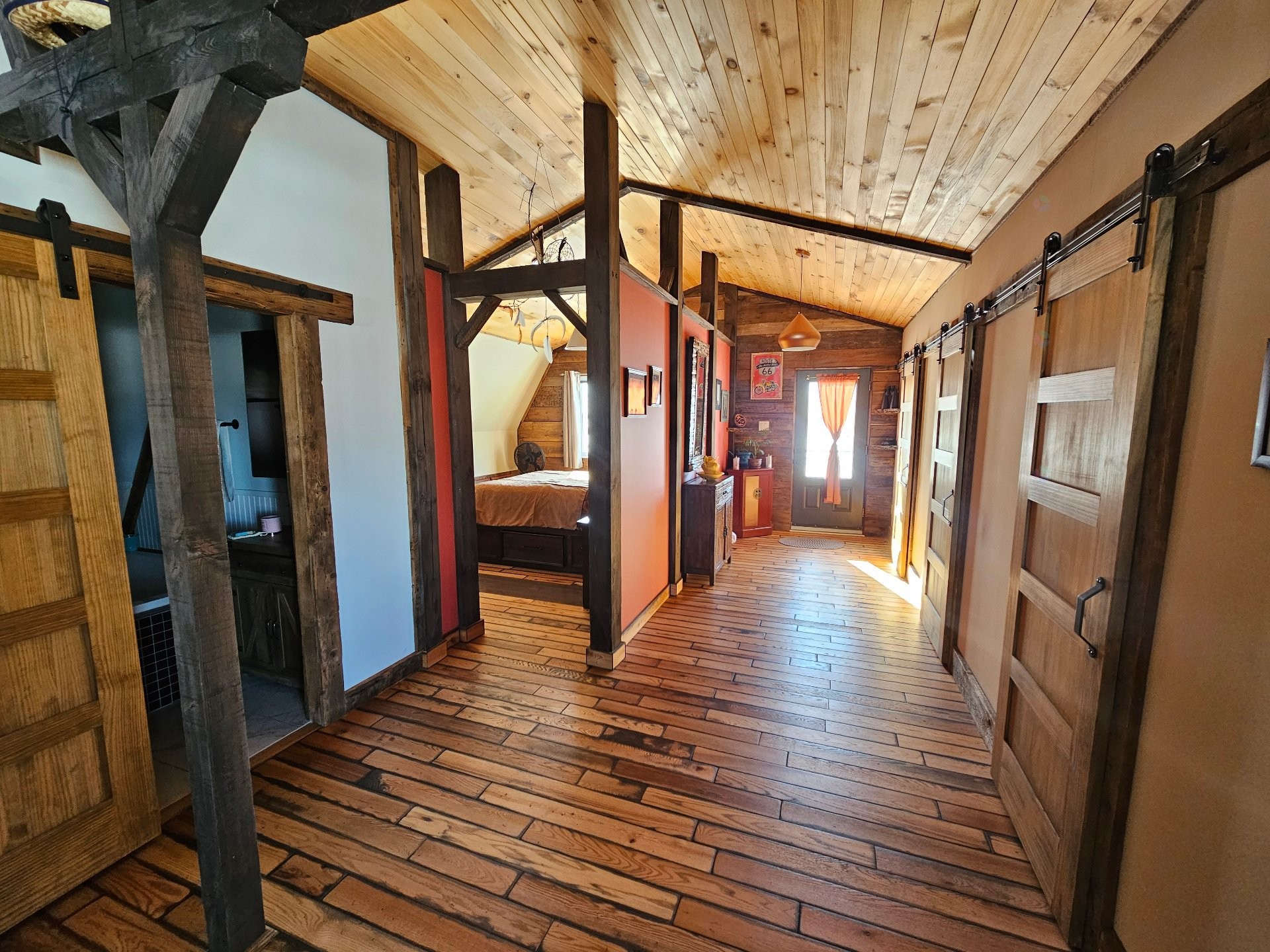 









9790Z


Boul. des Mille-Îles

,
Laval (Saint-François),







QC
H7A4C6

