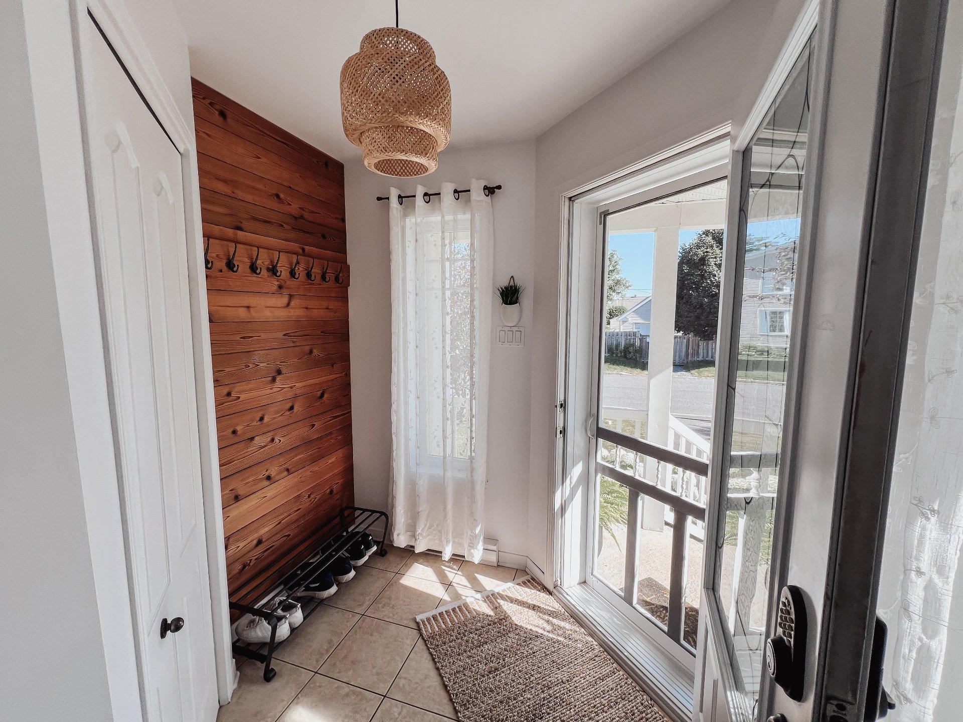 









278


Rue Vivaldi

,
Saint-Jean-sur-Richelieu,




QC
J3B0A4

