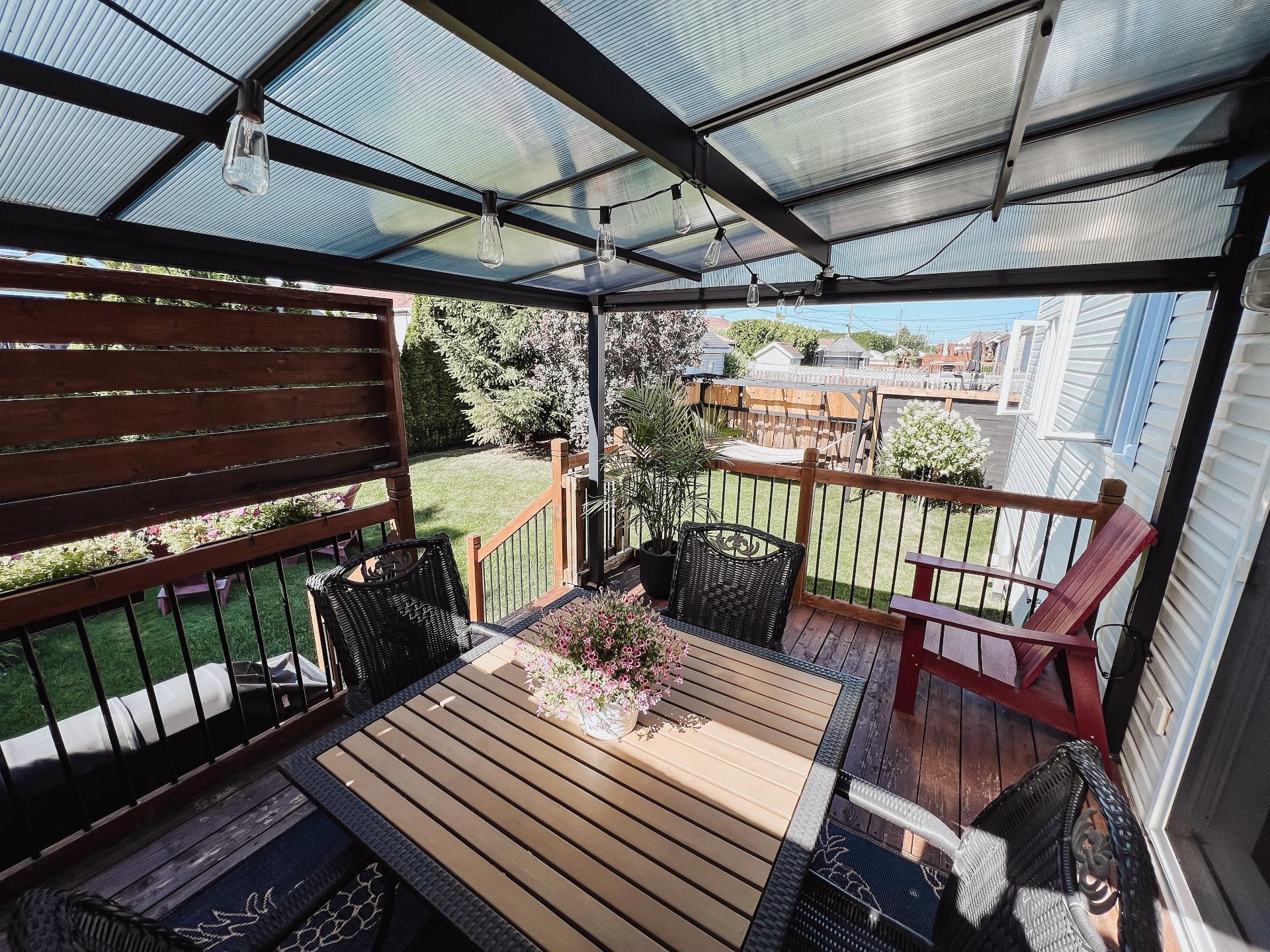 









278


Rue Vivaldi

,
Saint-Jean-sur-Richelieu,




QC
J3B0A4

