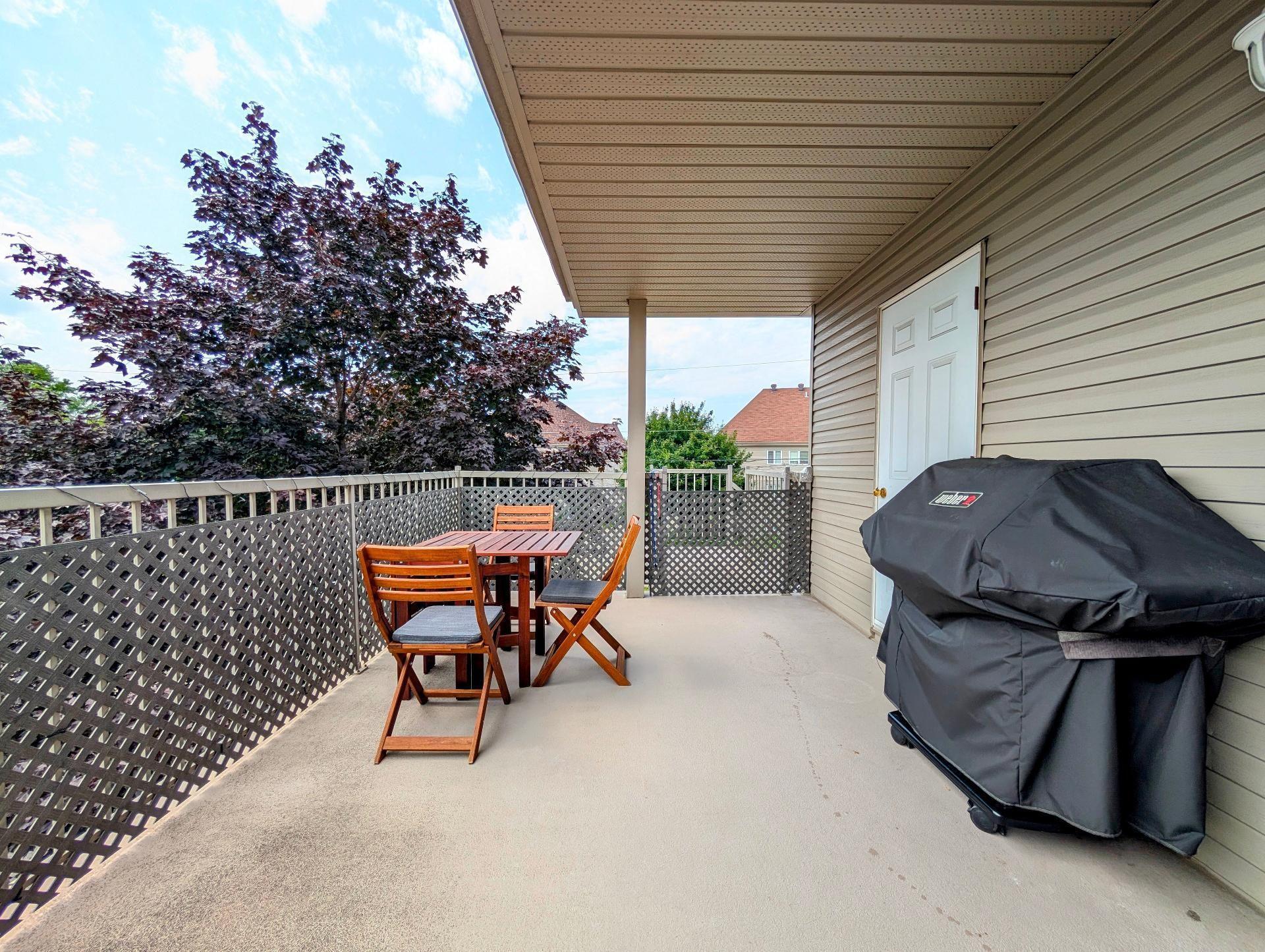 









316


Rue Éloi-Filion

,
Sainte-Thérèse,




QC
J7E5P7

