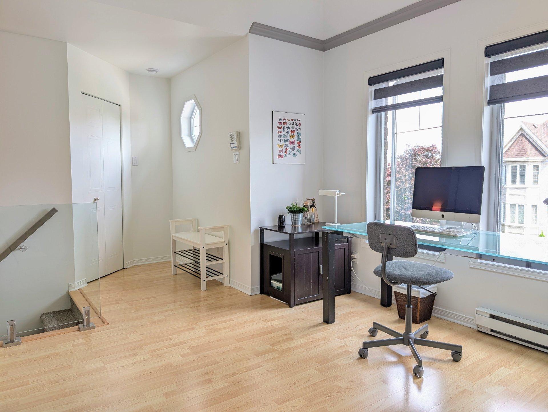 









316


Rue Éloi-Filion

,
Sainte-Thérèse,




QC
J7E5P7

