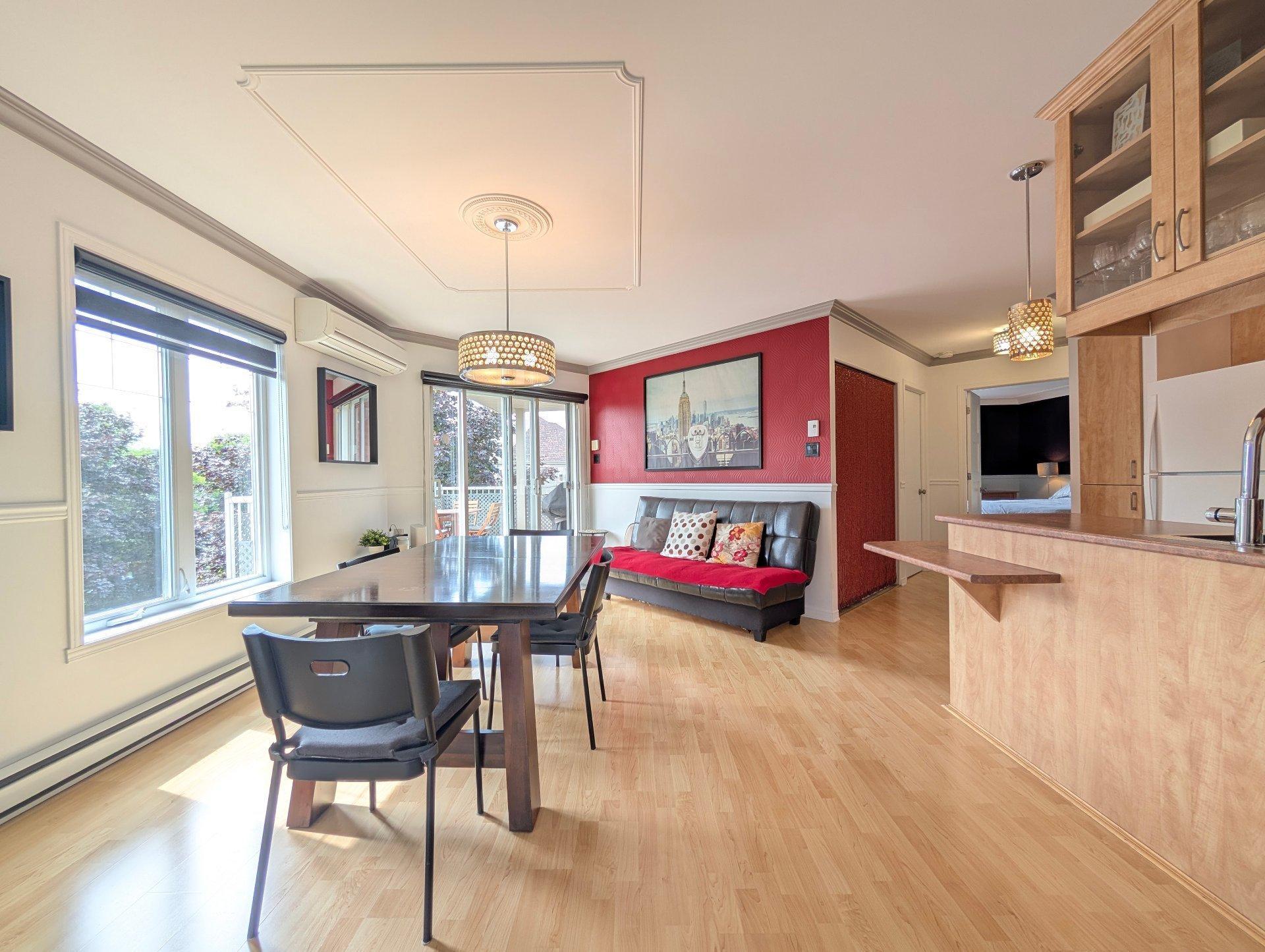 









316


Rue Éloi-Filion

,
Sainte-Thérèse,




QC
J7E5P7

