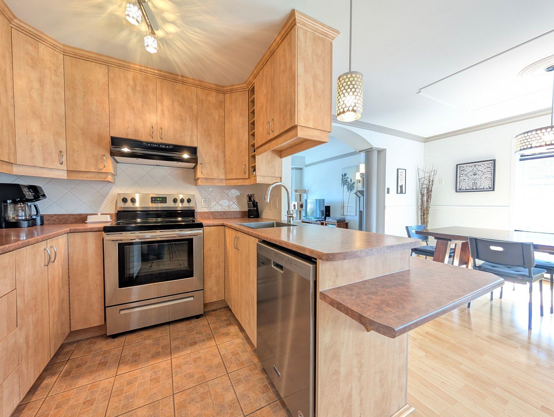 









316


Rue Éloi-Filion

,
Sainte-Thérèse,




QC
J7E5P7

