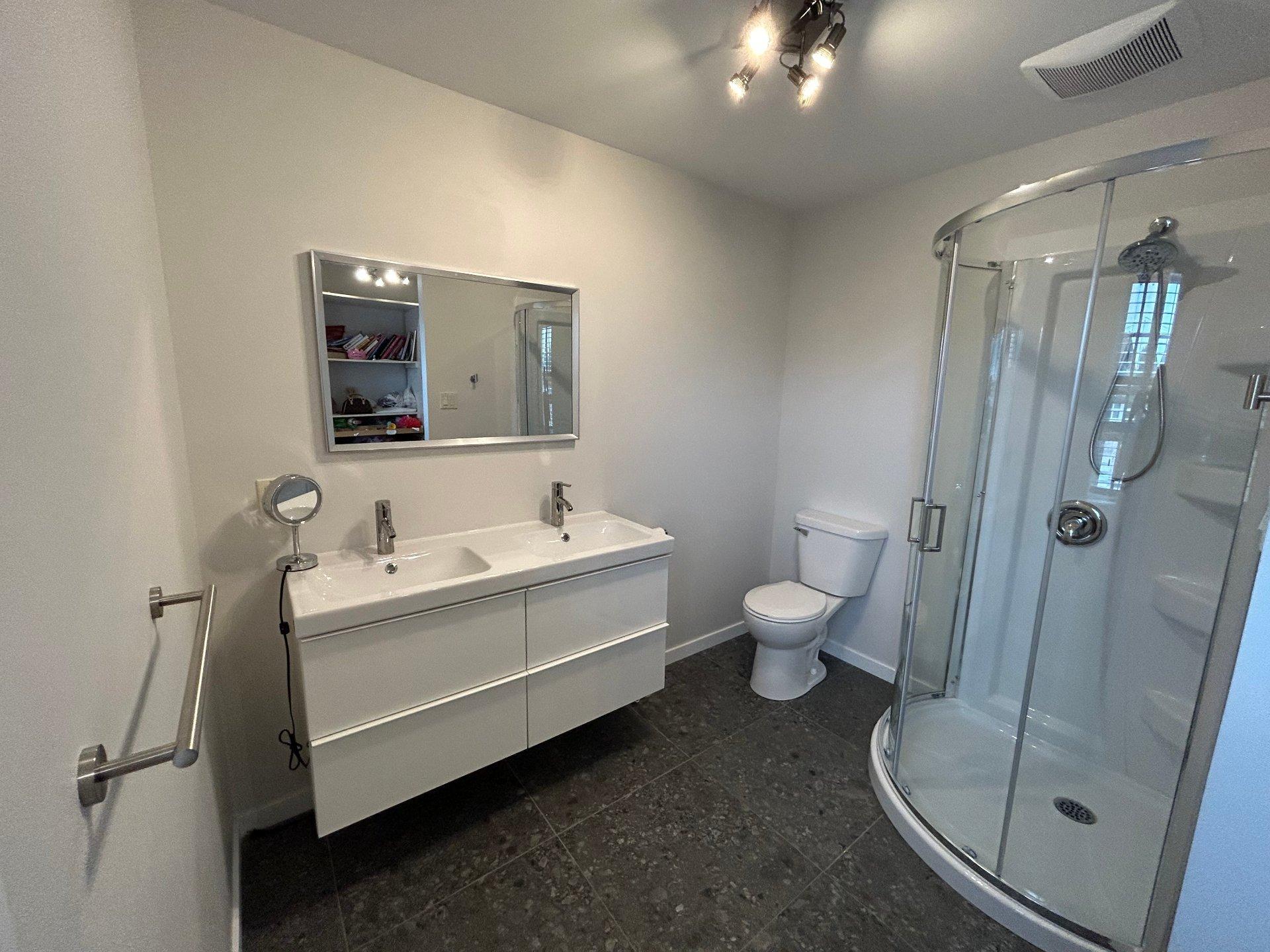 









50


Rue Chouinard

,
Repentigny (Repentigny),




QC
J5Y3S6

