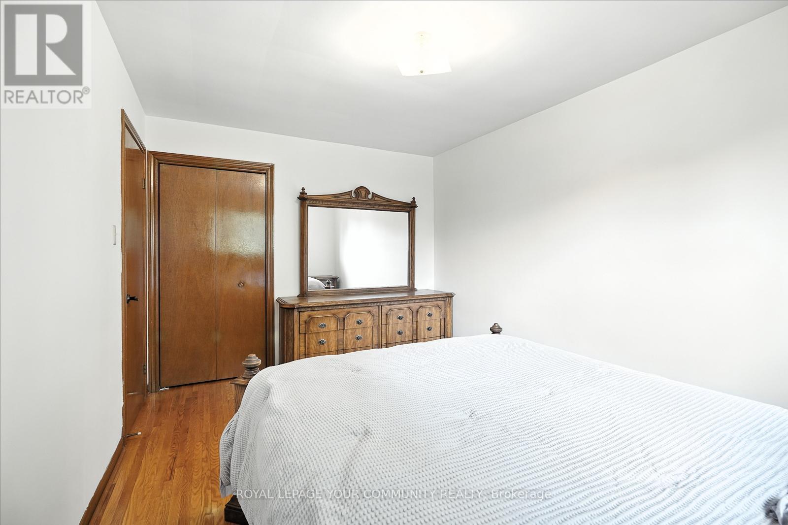 












72 FRED BLAND CRESCENT

,
Toronto,




Ontario
M1J3L8

