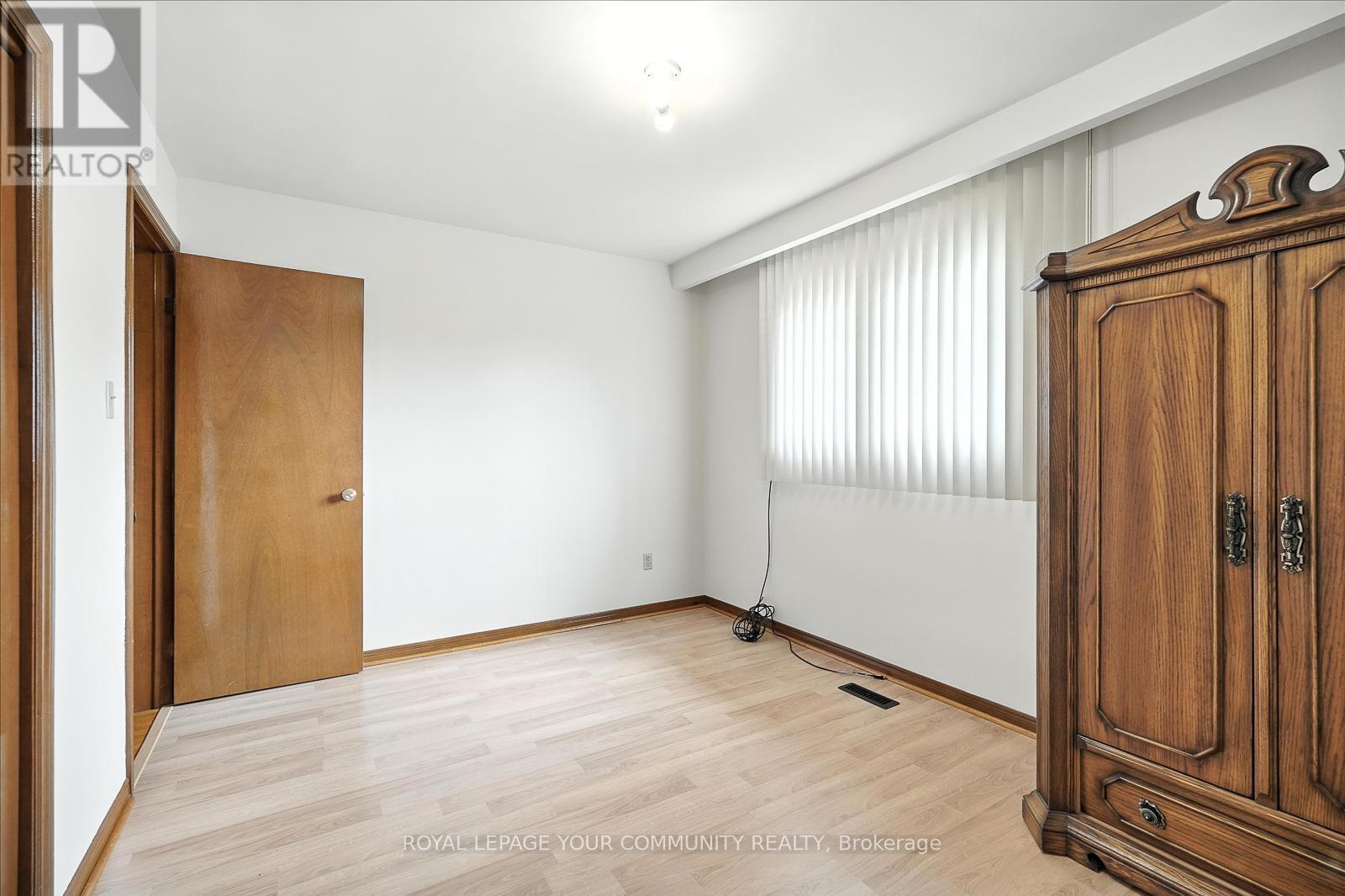












72 FRED BLAND CRESCENT

,
Toronto,




Ontario
M1J3L8

