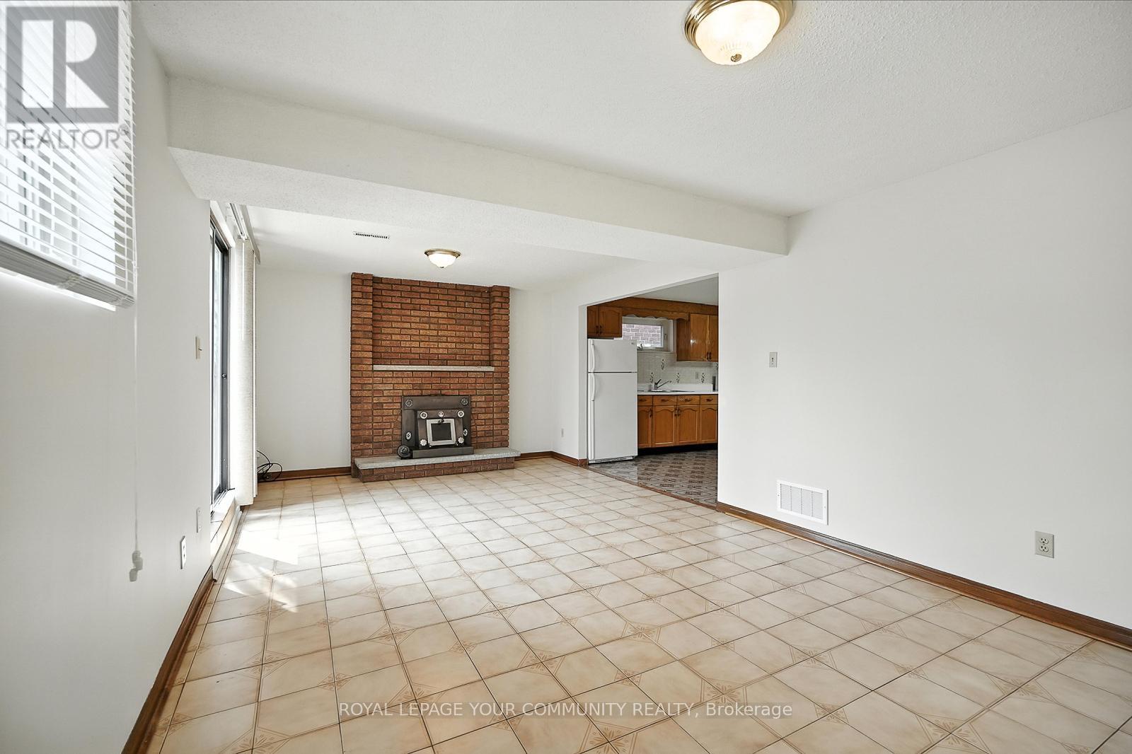 












72 FRED BLAND CRESCENT

,
Toronto,




Ontario
M1J3L8


