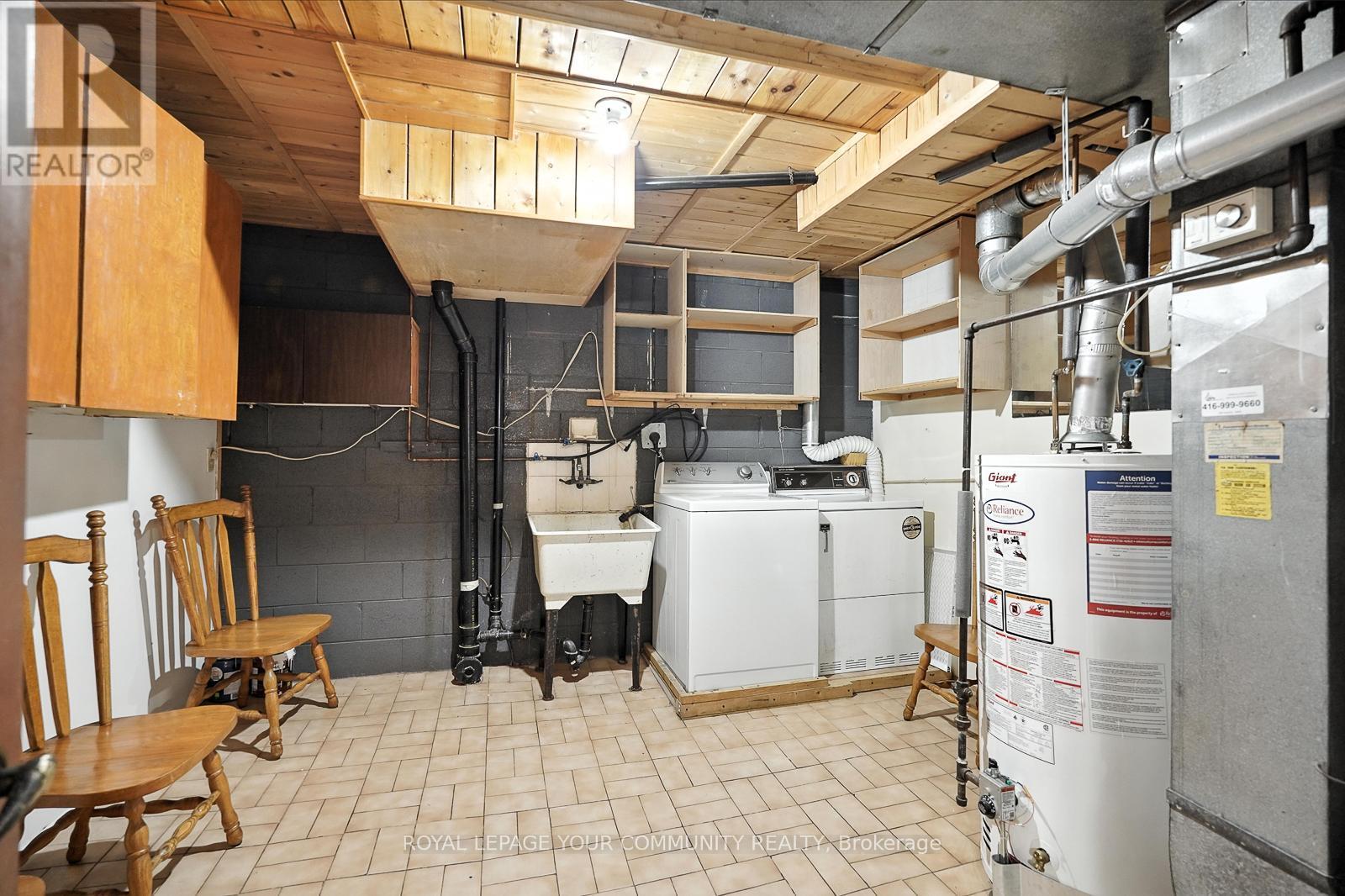 












72 FRED BLAND CRESCENT

,
Toronto,




Ontario
M1J3L8

