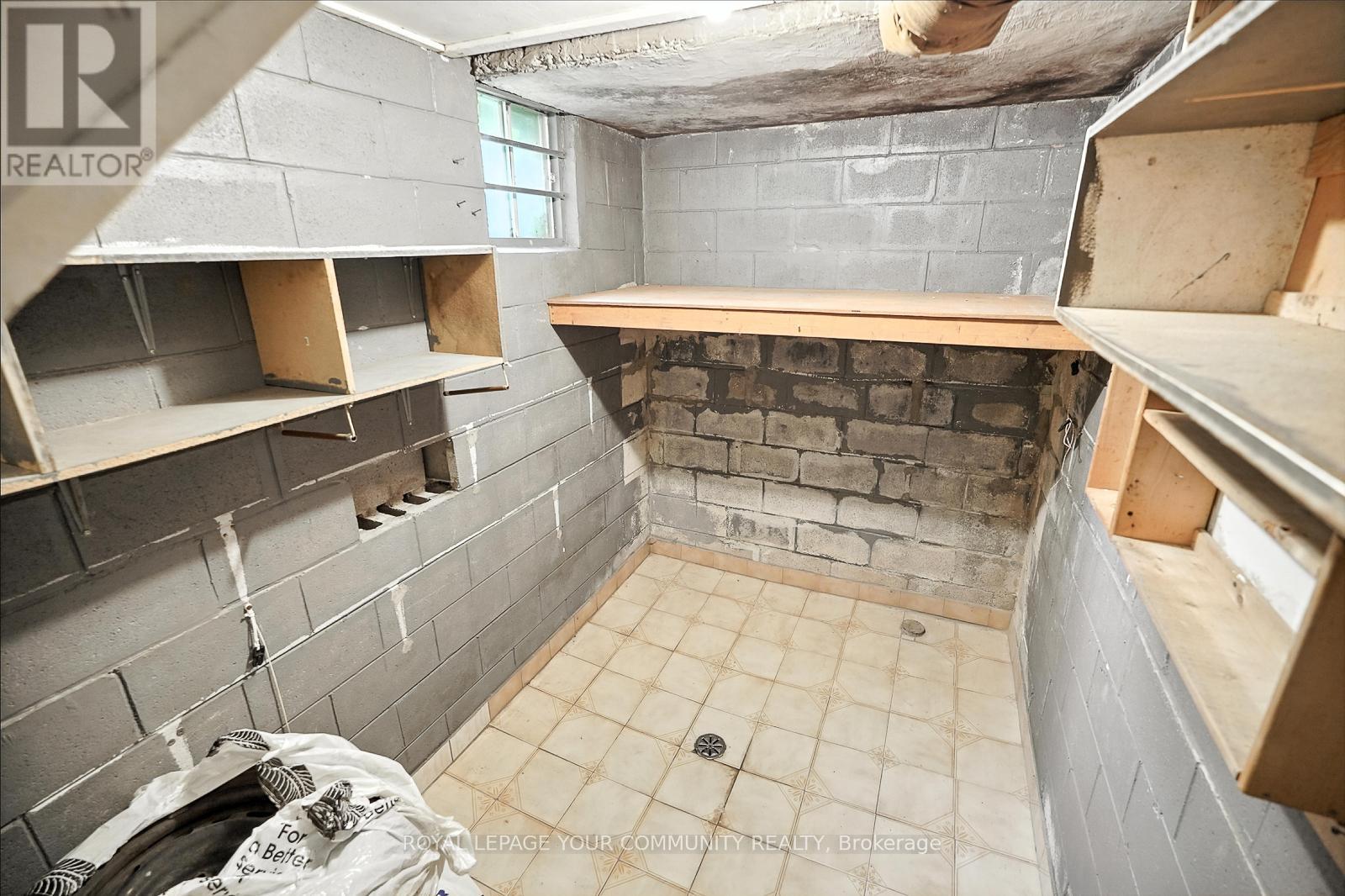 












72 FRED BLAND CRESCENT

,
Toronto,




Ontario
M1J3L8

