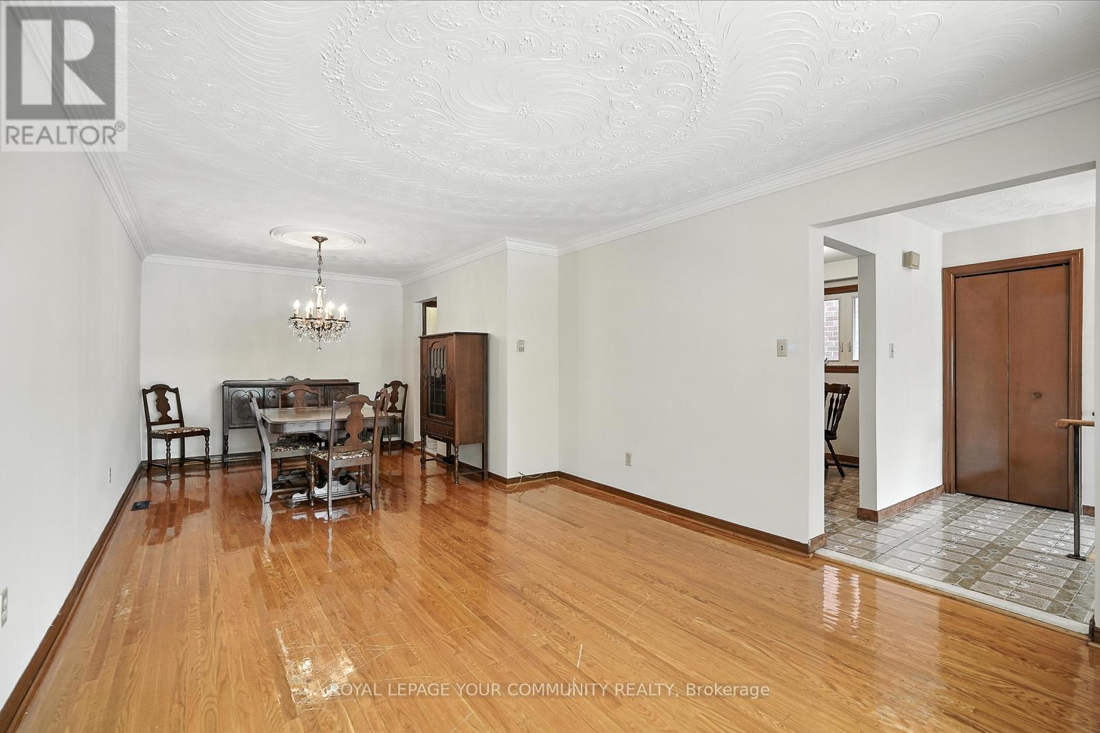 












72 FRED BLAND CRESCENT

,
Toronto,




Ontario
M1J3L8

