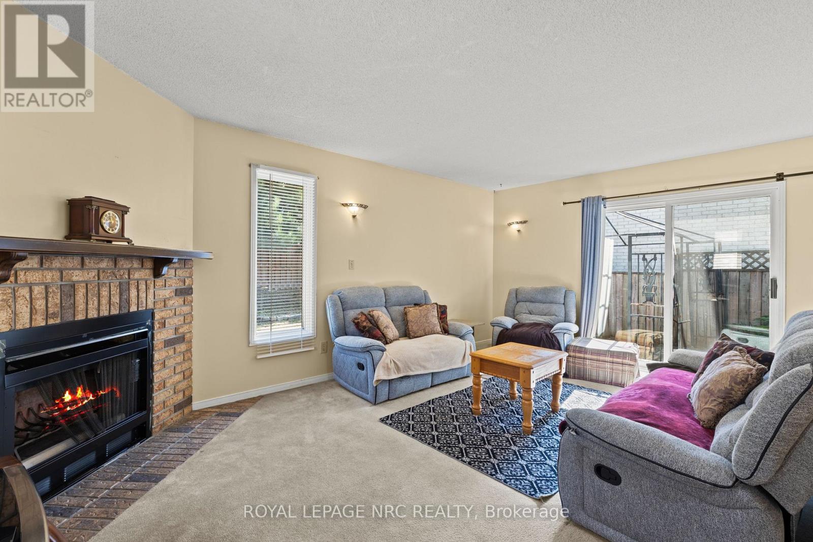 












18 NOVOCO DRIVE

,
Hamilton (Gurnett),




Ontario
L9C7E8

