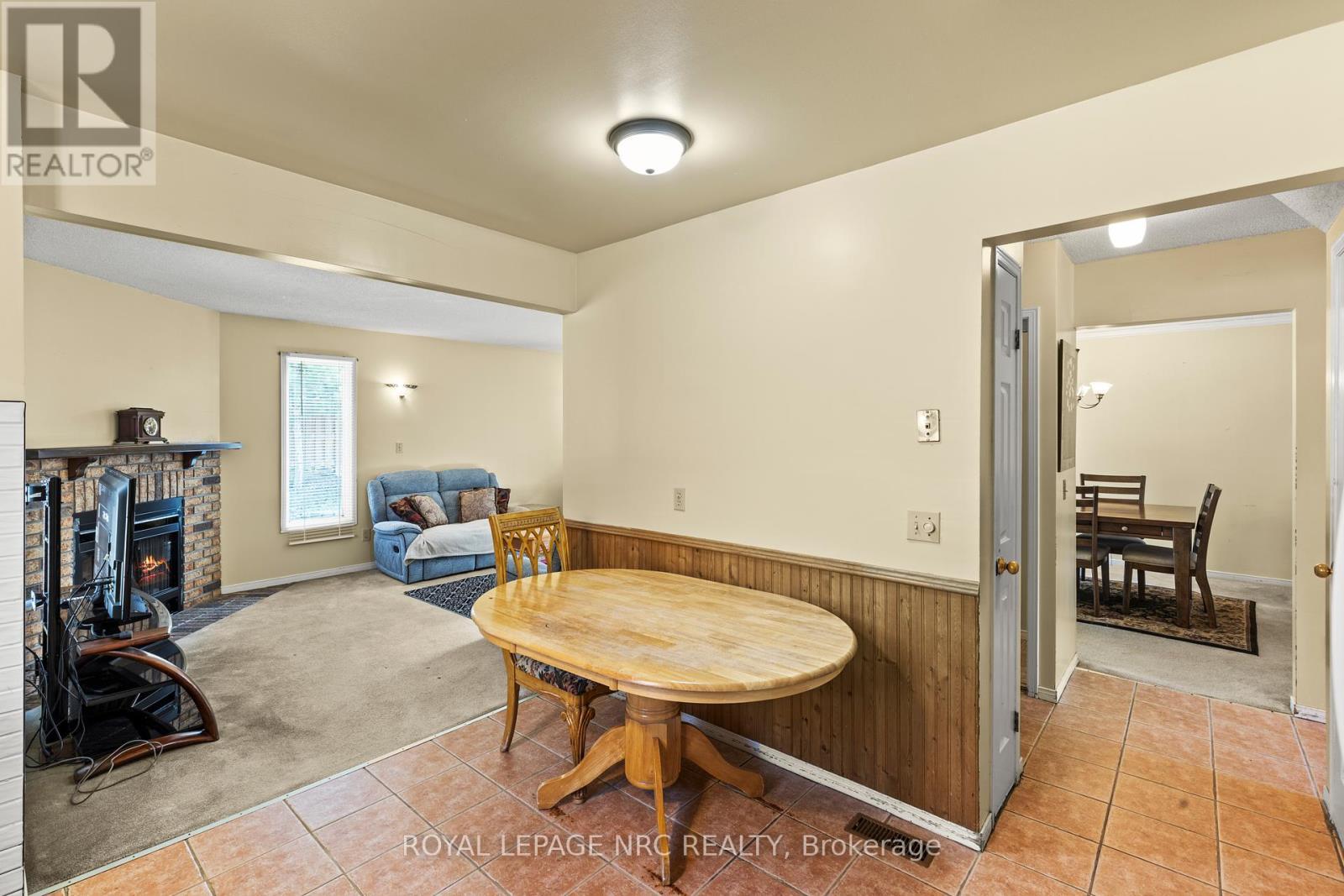 












18 NOVOCO DRIVE

,
Hamilton (Gurnett),




Ontario
L9C7E8

