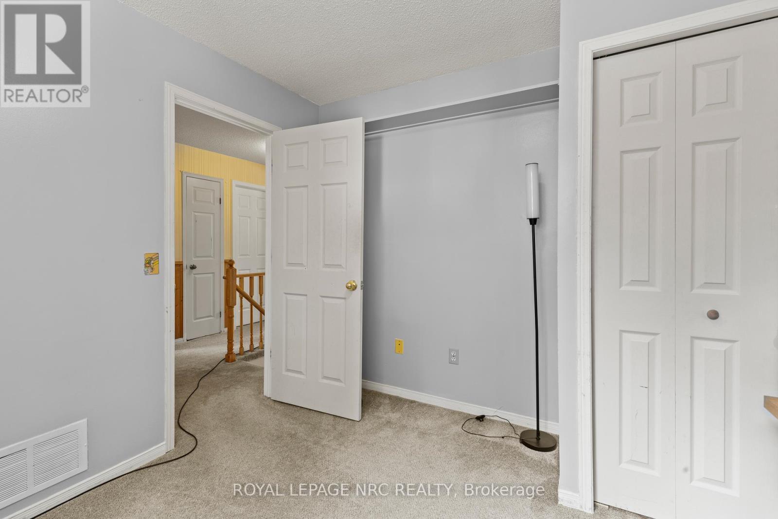 












18 NOVOCO DRIVE

,
Hamilton (Gurnett),




Ontario
L9C7E8

