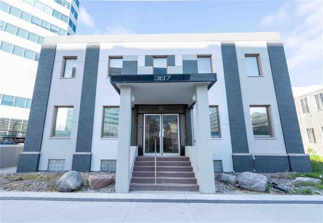 









387


Broadway

,
Winnipeg,




MB
R3C 0V5

