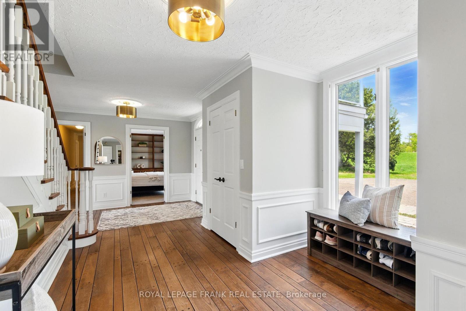 












815 COATES ROAD W

,
Oshawa,




Ontario
L9L1B3

