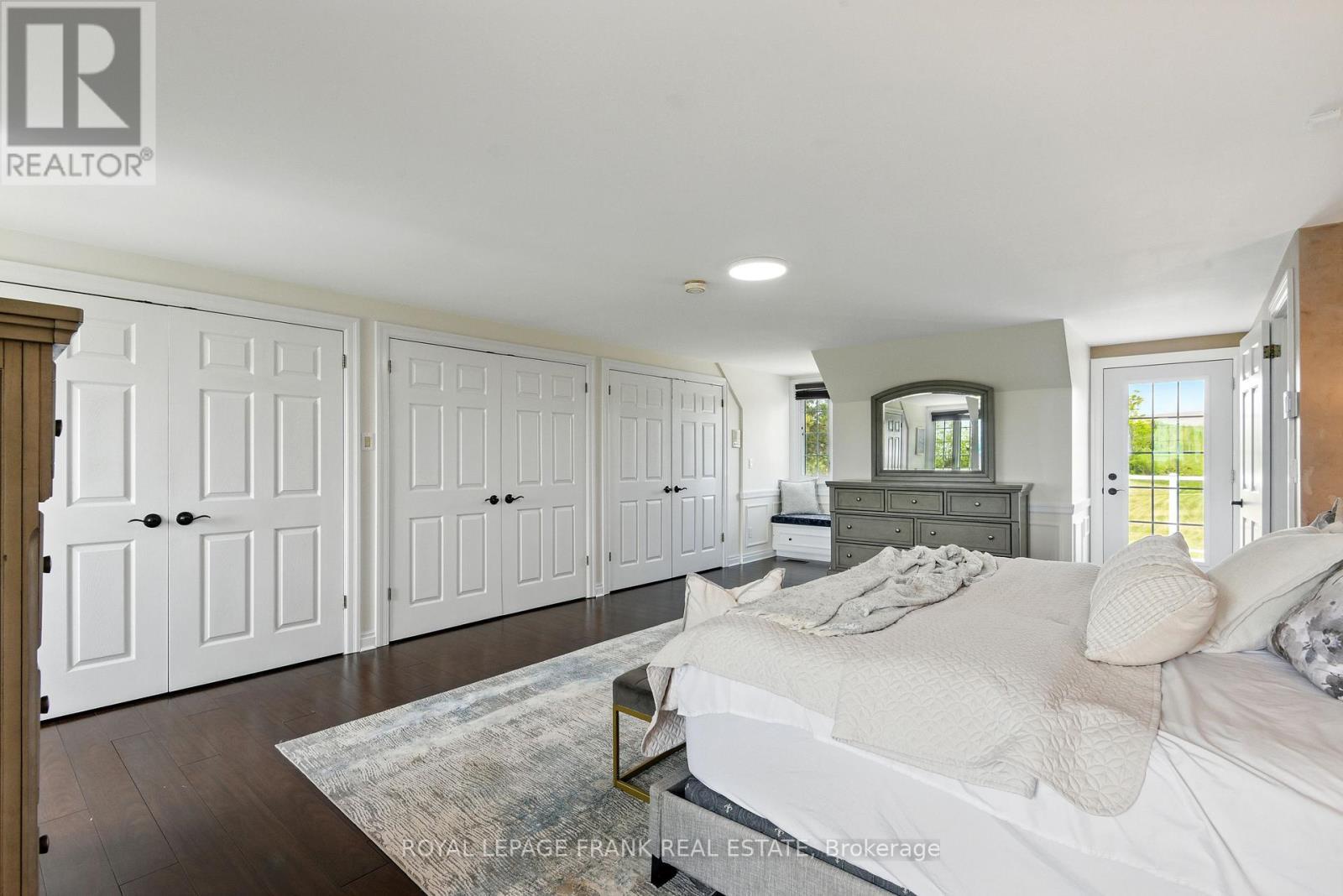 












815 COATES ROAD W

,
Oshawa,




Ontario
L9L1B3

