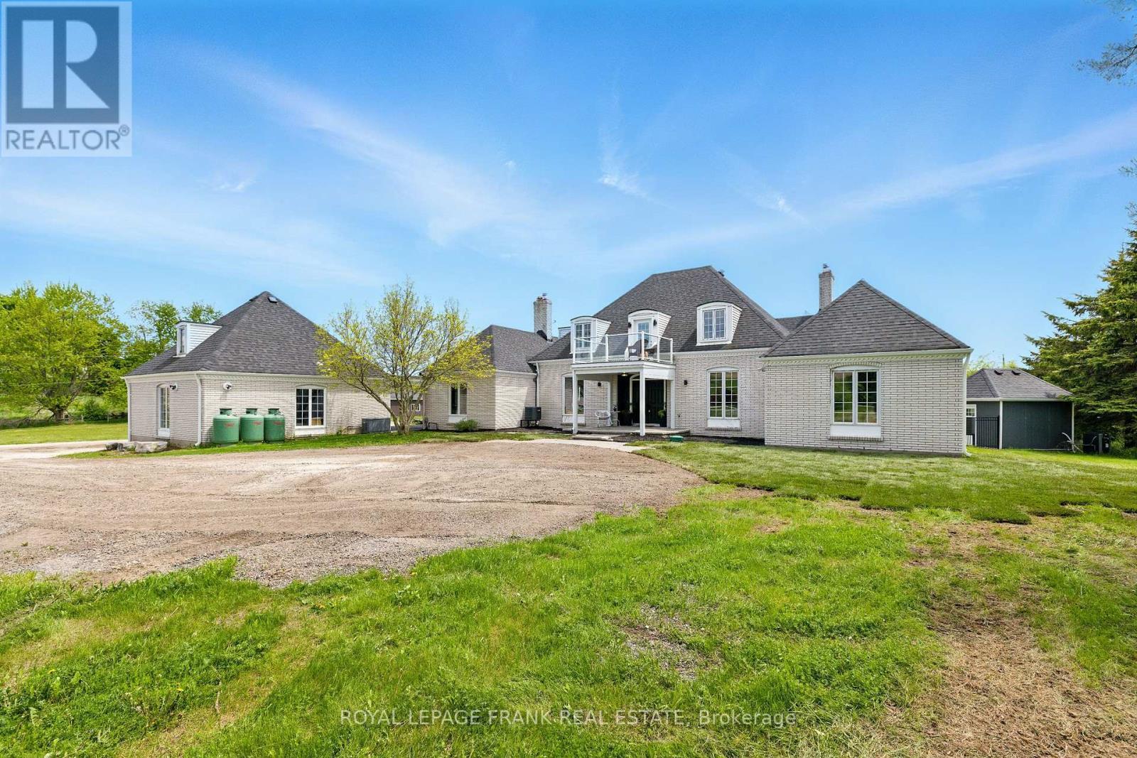 












815 COATES ROAD W

,
Oshawa,




Ontario
L9L1B3

