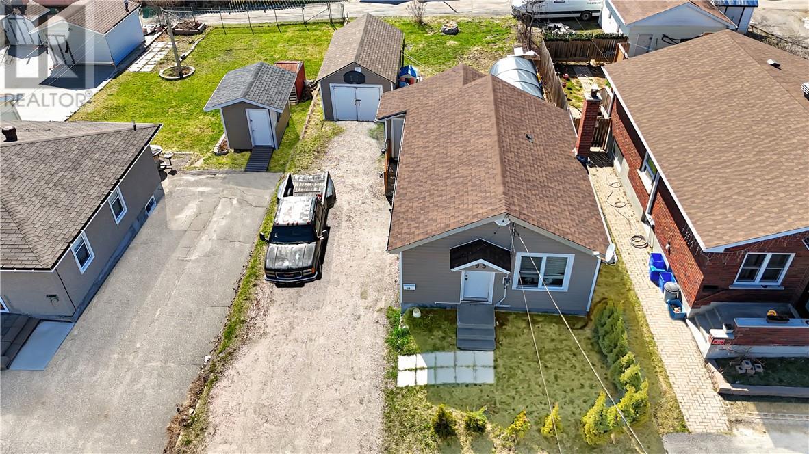 












93 Logan Avenue

,
Sudbury,




Ontario
P3C3E3

