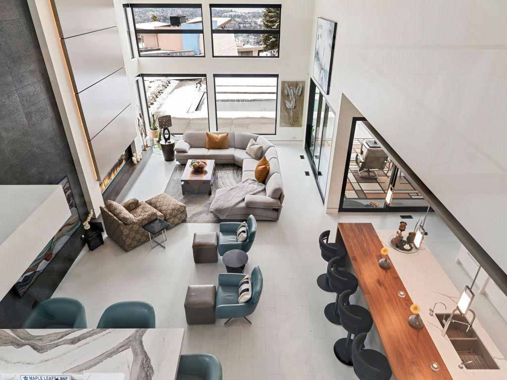 









722


Highpointe

Place,
Kelowna,




BC
V1V 2Y3

