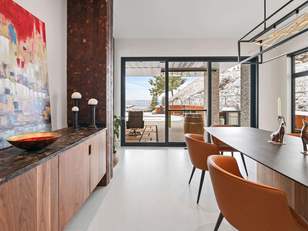 









722


Highpointe

Place,
Kelowna,




BC
V1V 2Y3

