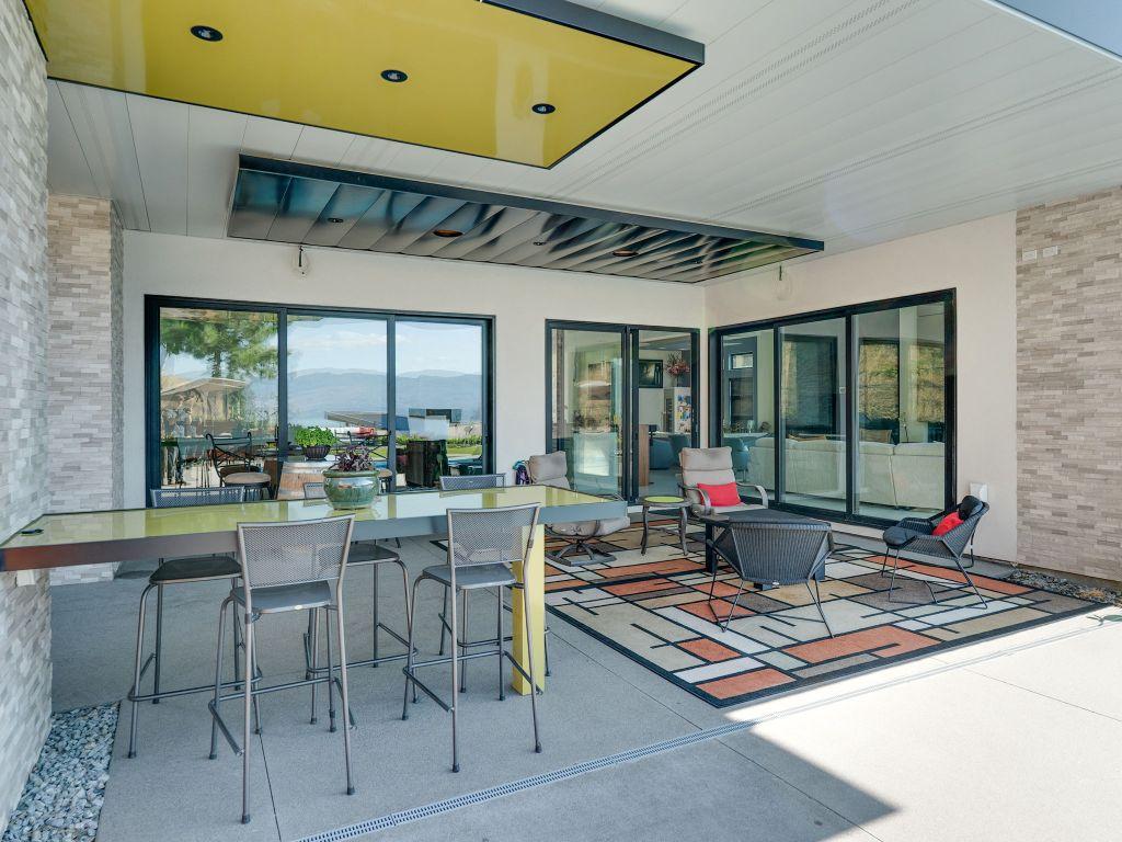 









722


Highpointe

Place,
Kelowna,




BC
V1V 2Y3

