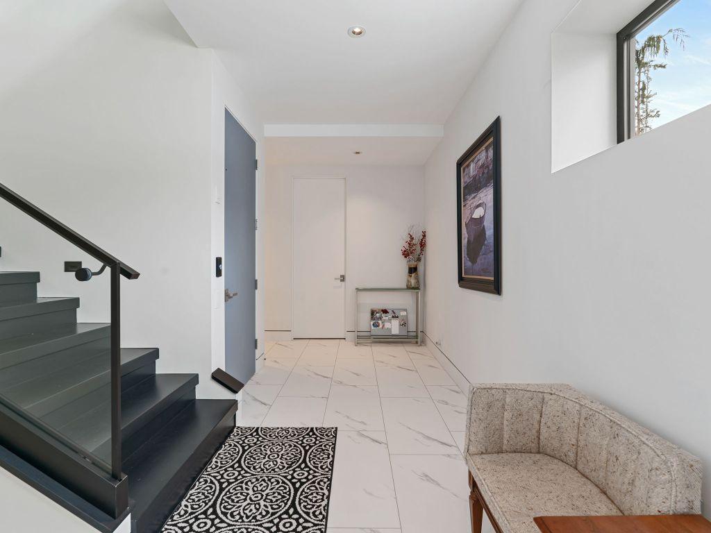 









722


Highpointe

Place,
Kelowna,




BC
V1V 2Y3

