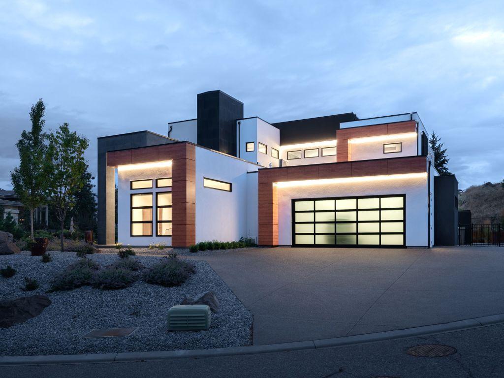 









722


Highpointe

Place,
Kelowna,




BC
V1V 2Y3

