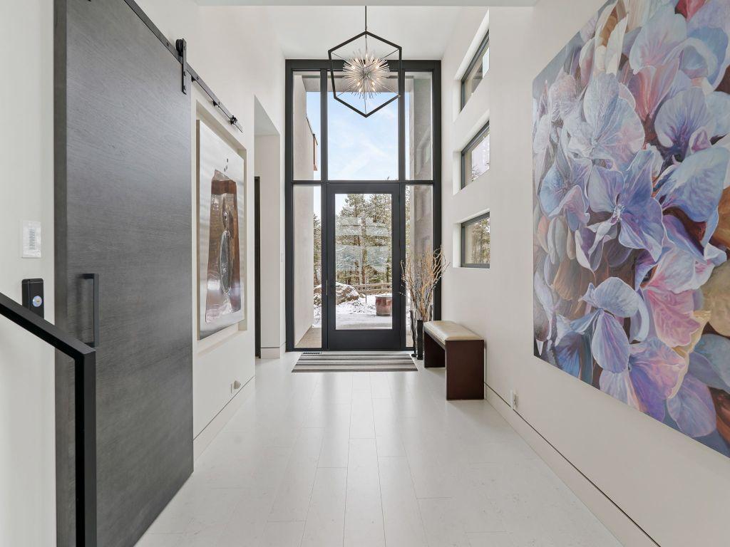 









722


Highpointe

Place,
Kelowna,




BC
V1V 2Y3

