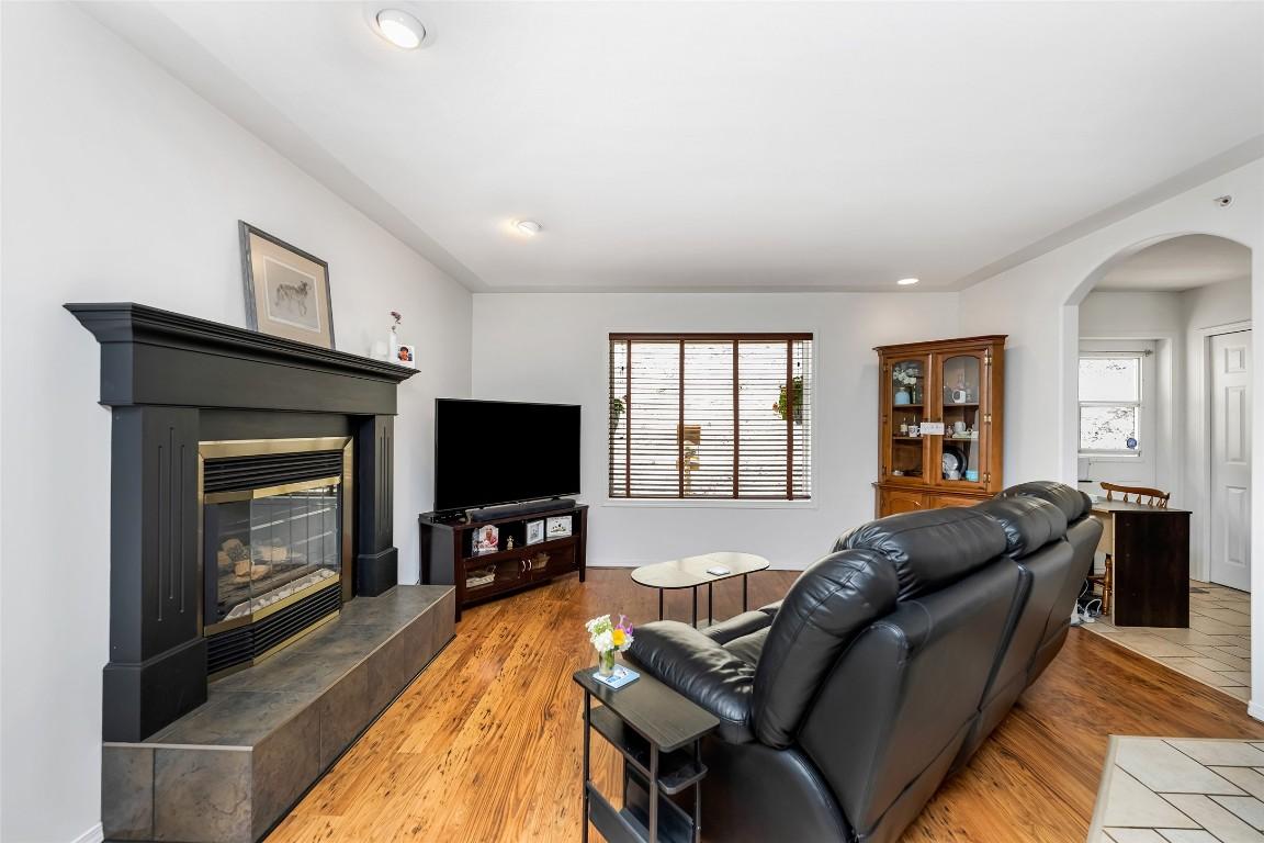 









16864


Gatzke

Road,
Oyama,




BC
V4V 2J1

