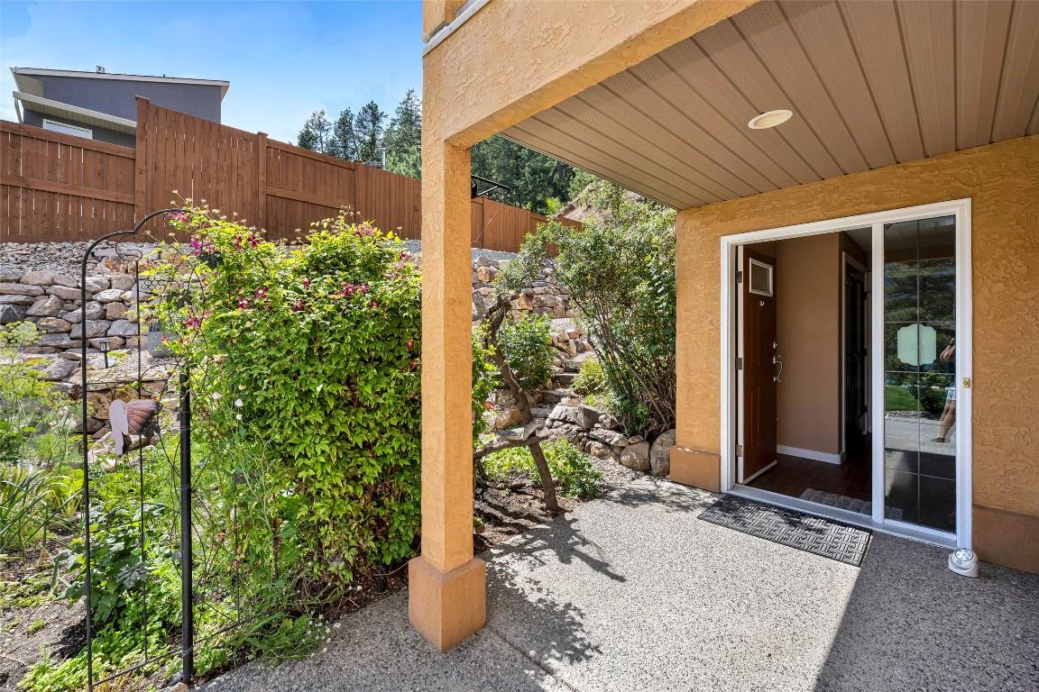









16864


Gatzke

Road,
Oyama,




BC
V4V 2J1

